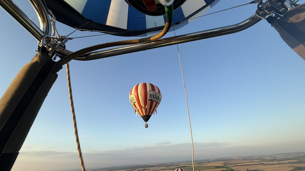Balonové nebe na Farmě Bláto